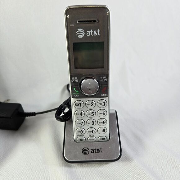 AT&T CL81301 DECT 6.0 Cordless Phone 3 Handsets Main Base Charging Base AC Adapt - Picture 10 of 16
